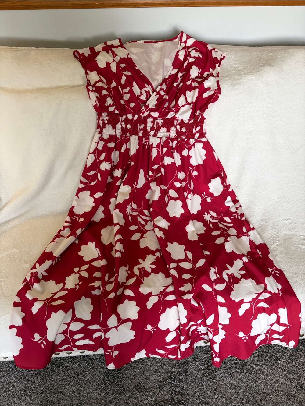SHEIN Red and White Floral Maxi Dress